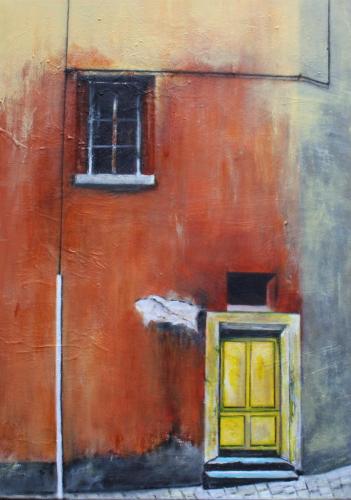 Yellow door 